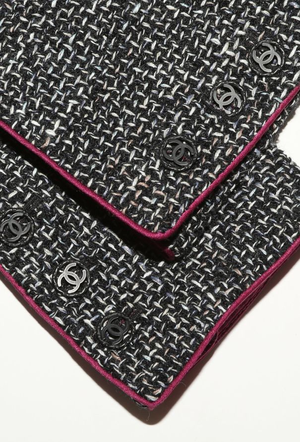 Chanel Silk Trim Tweed 'CC' Jacket - 7 Chanel Silk Trim Tweed 'CC' Jacket - 7