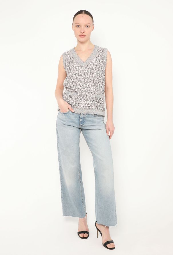 Chanel F/W 2004 Iridescent Bouclé Ensemble - 4