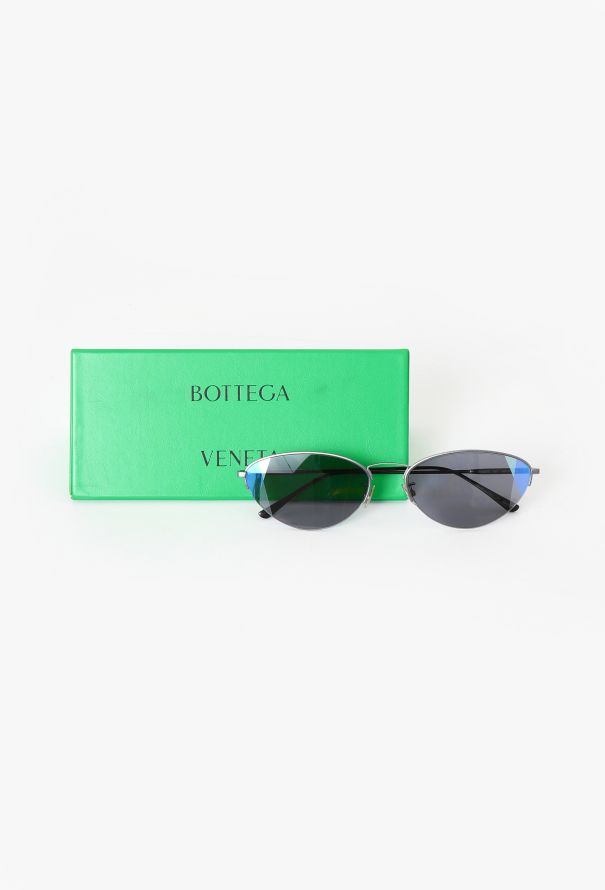 Bottega Veneta 2022 Metallic Cat-Eye Sunglasses - 2