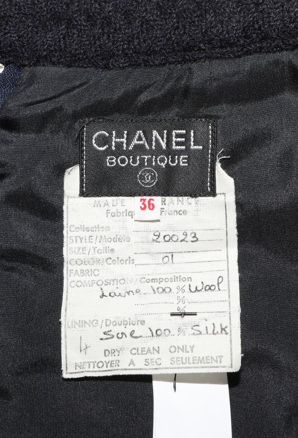 Chanel '90s Navy Classic Tweed Skirt - 5 Chanel '90s Navy Classic Tweed Skirt - 5