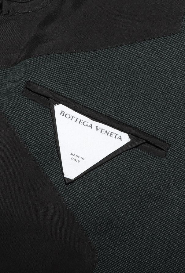 Bottega Veneta Pre-Fall 2022 Tailored Belted Blazer - 8