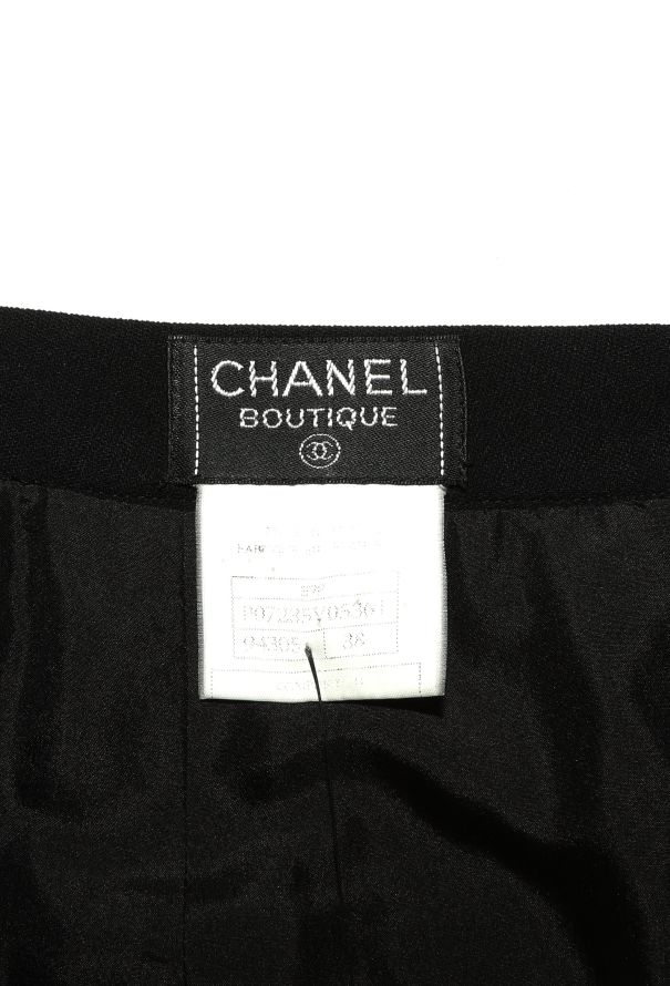 Chanel 1997 Classic 'CC' Slit Skirt - 5
