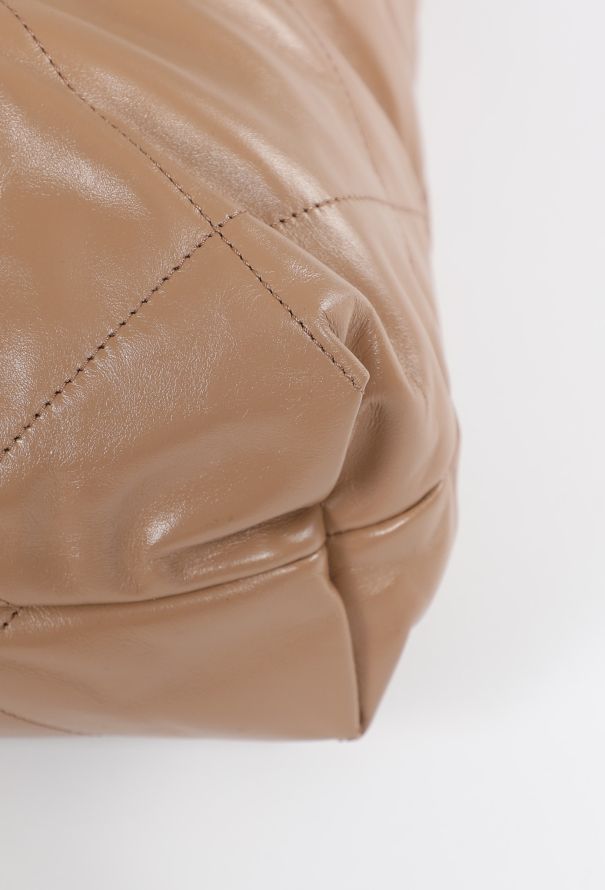 Chanel Beige 22 Large Handbag - 9