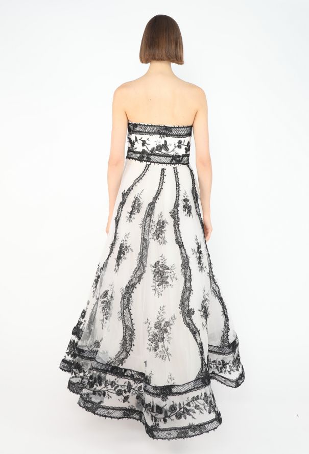 Oscar De La Renta Lace Embroidered Tulle Gown, S/S 2003 - 7