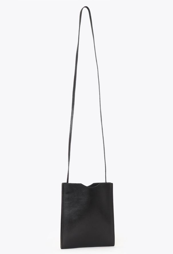 Hermès 2000s Onimaitou Black Box Shoulder Bag - 2