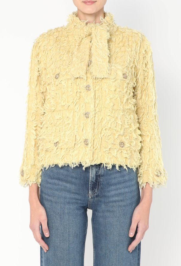 Chanel Resort 2021 Frayed Lavallière Jacket - 1