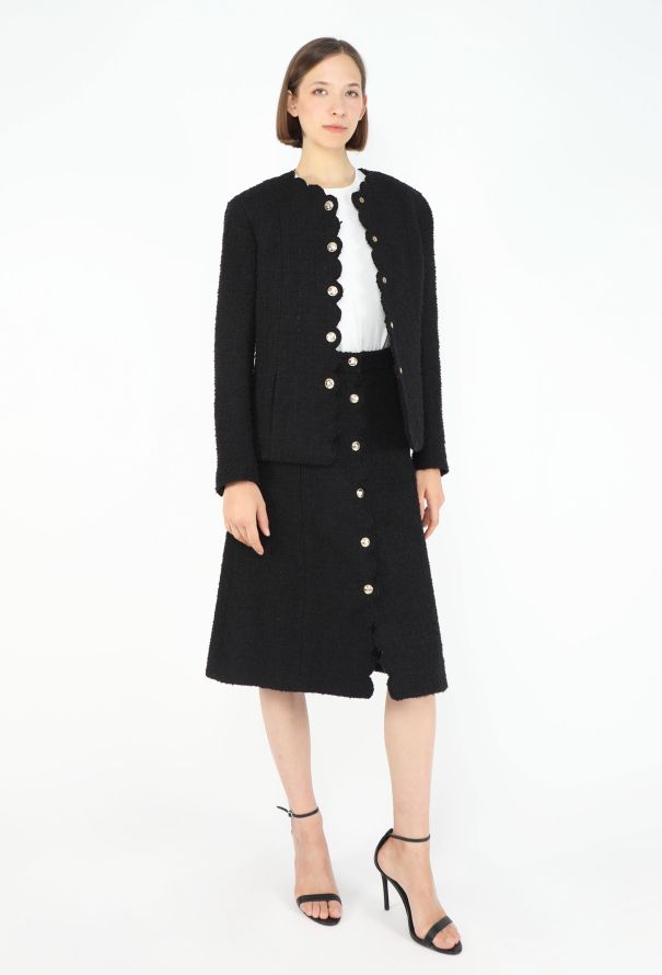 Chanel F/W 2020 Scalloped Tweed 'CC' Ensemble - 1