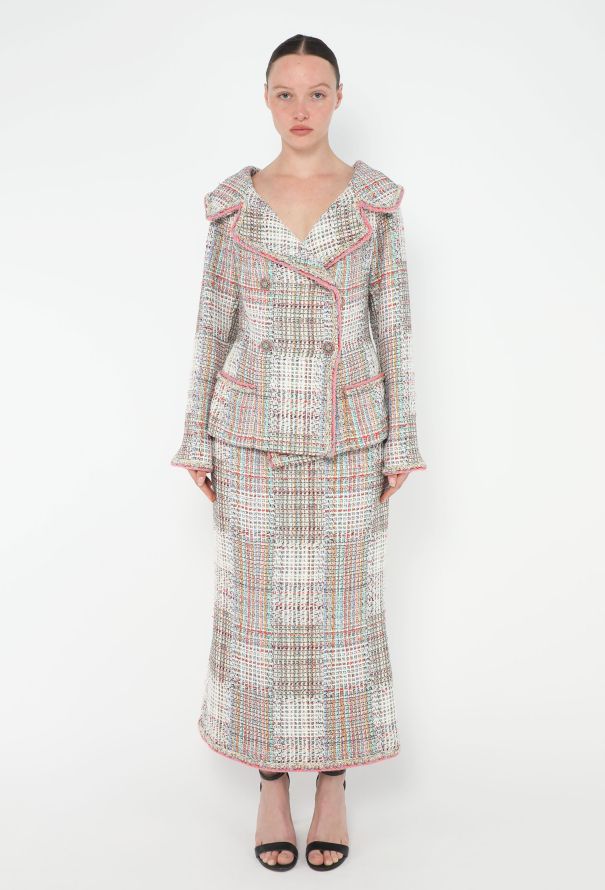 Chanel Resort 2017 Fluted Tweed Ensemble - 1