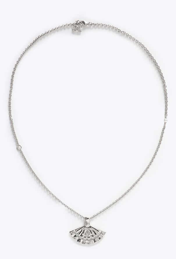 Chanel 2025 Fan Pendant Necklace - 1