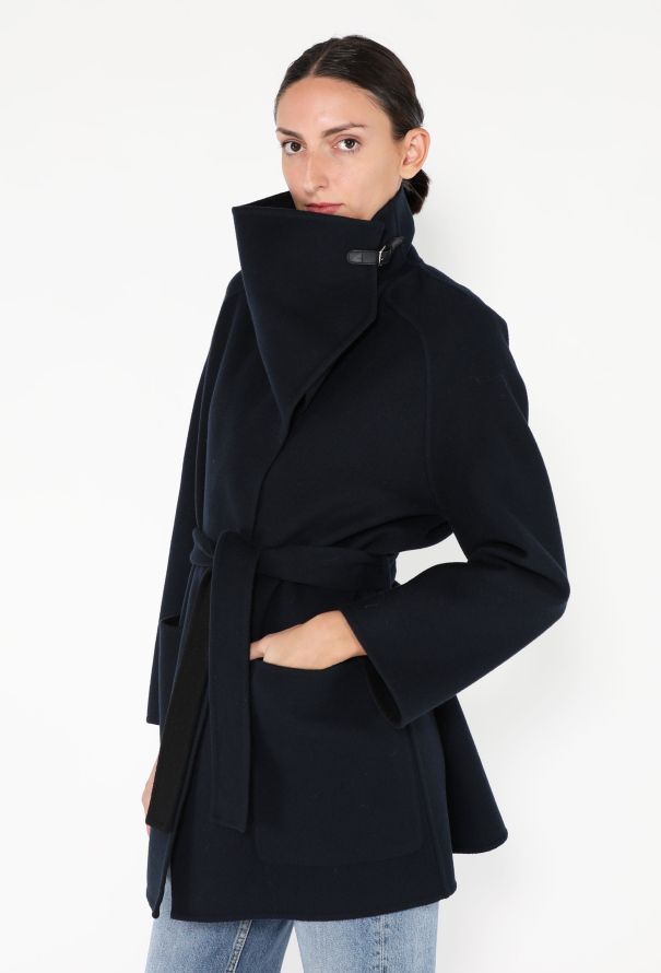 Hermès 2024 Bicolor Belted Cashmere Jacket - 4