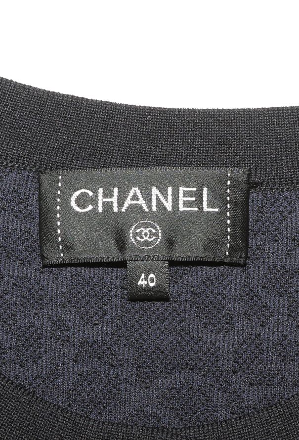 Chanel Resort 2021 Camélia Bouclé Cardigan - 6