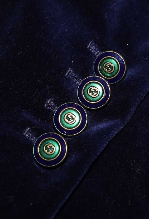 Gucci Pre-Fall 2017 Velvet Blazer - 7