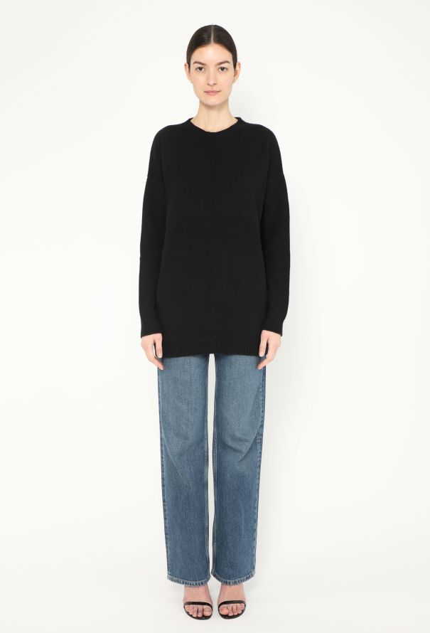 Valentino Pre-Fall 2023 Cashmere Sweater - 3