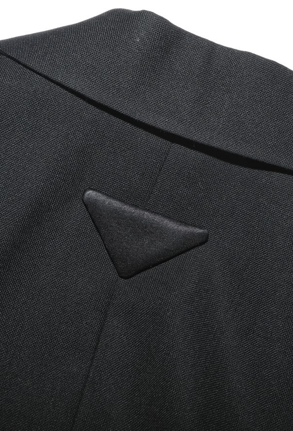 Prada S/S 2022 Tailored Belted Blazer - 11