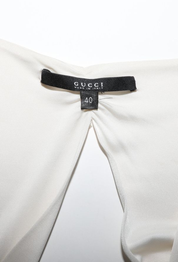 Gucci HIGHLY COLLECTOR F/W 2004 Plunging Brooch Gown - 8