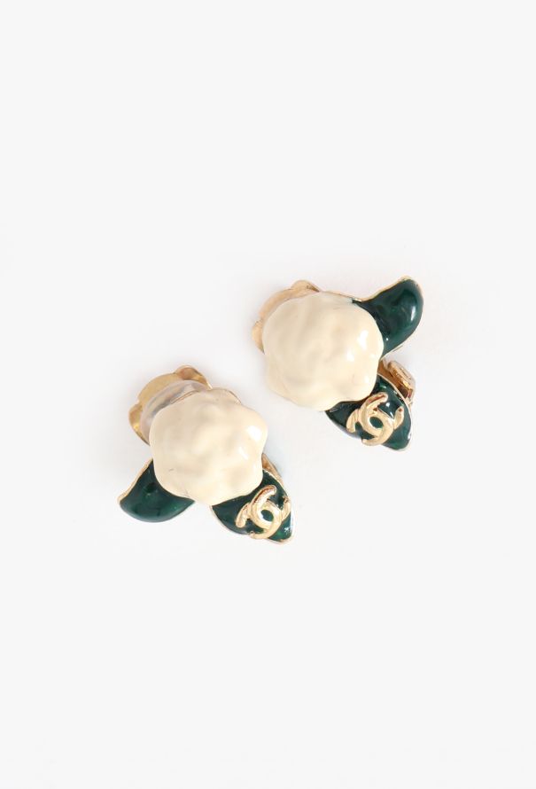 Chanel 2004 Camélia Clip Earrings - 2 Chanel 2004 Camélia Clip Earrings - 2