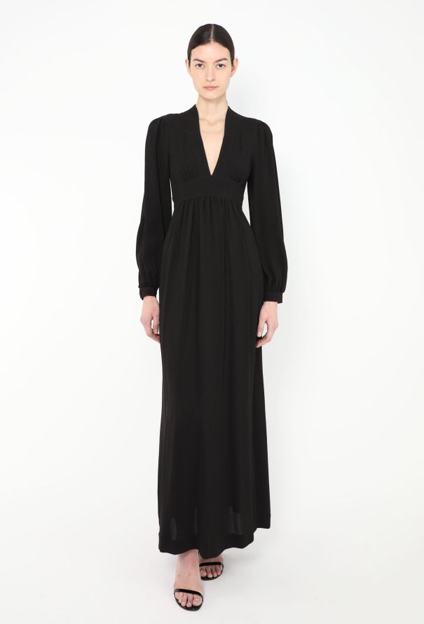 Ossie Clark Timeless Mid '70s Plunging Crêpe Dress - 1