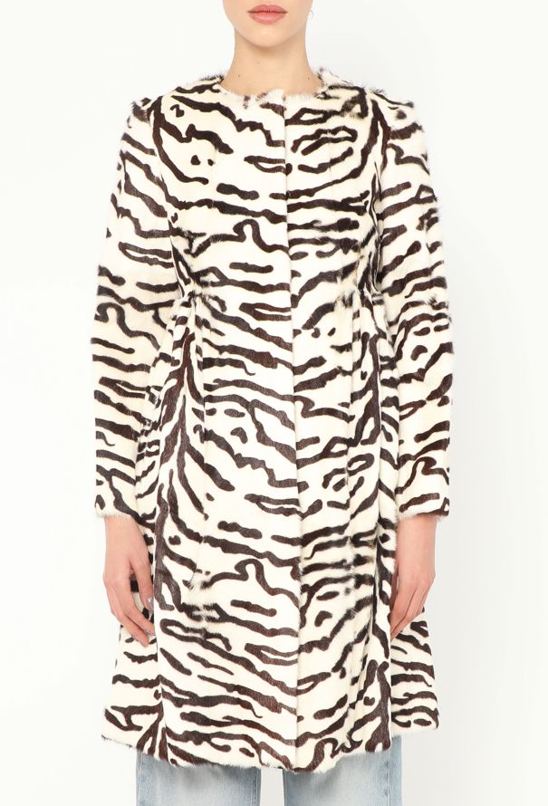 Fendi Early 2000s Pleated Ponyhair Coat - 2