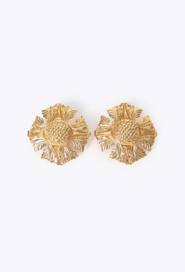 Chanel '80s Castellane Floral Sculpted Clip Earrings - 2