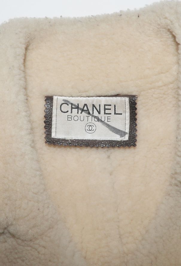 Chanel COLLECTOR F/W 1996 Shearling-Lined Jacket - 7