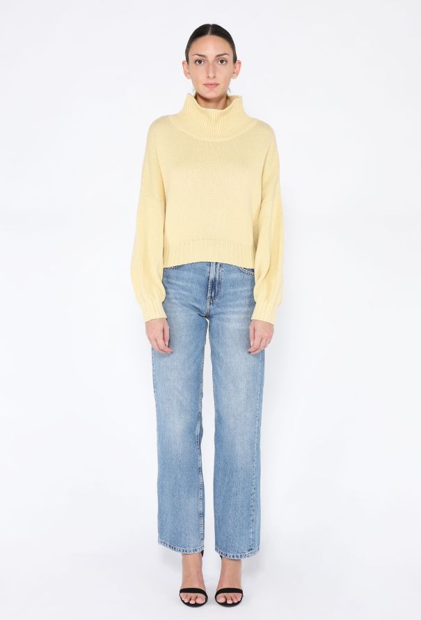 Céline Cropped Cashmere Turtleneck Sweater - 3