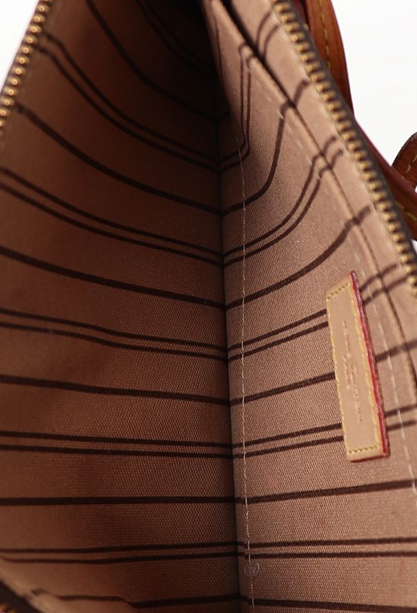 Louis Vuitton Neverfull MM Monogram Canvas Clutch - 12