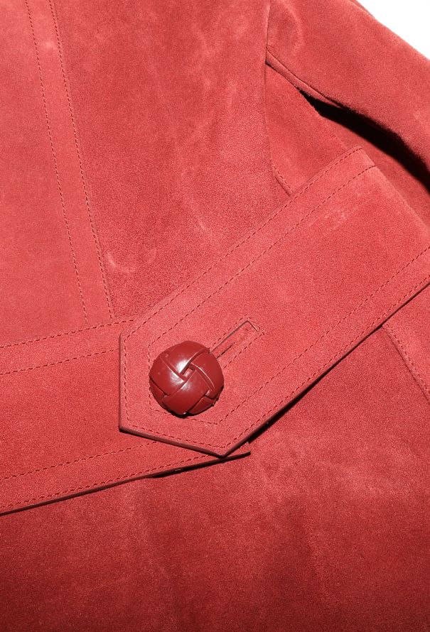 Gucci Pre-Fall 2015 Flared Suede Trench - 8