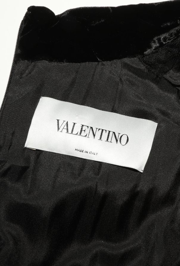 Valentino F/W 2015 Velvet Capelet Dress - 6 Valentino F/W 2015 Velvet Capelet Dress - 6