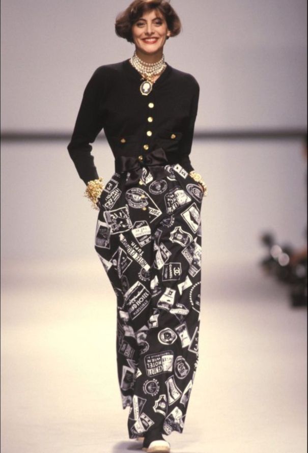Chanel RARE S/S 1989 'CC' European Printed Skirt - 2
