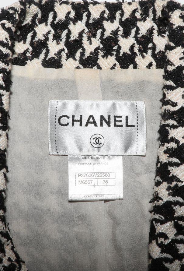 Chanel Houndstooth Tweed High-Collar Jacket - 6