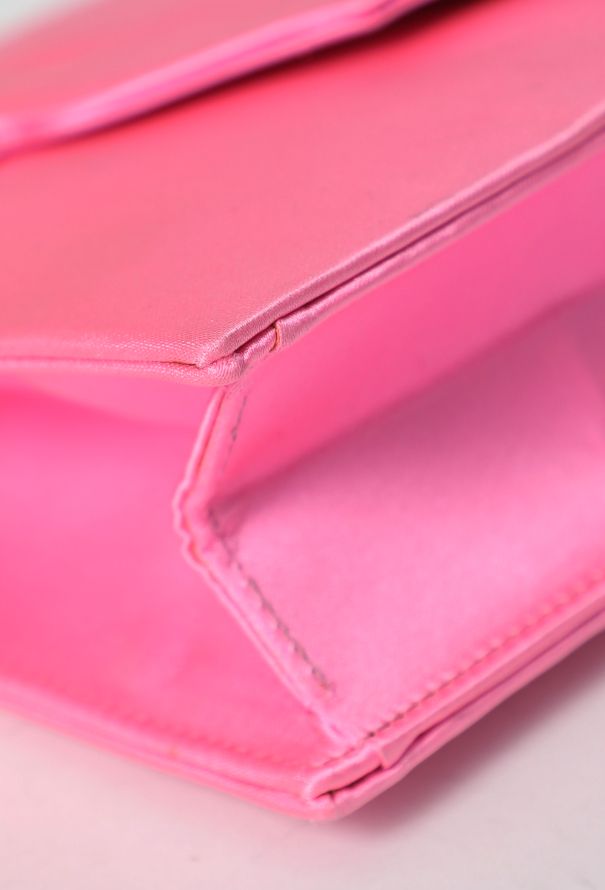 Saint Laurent '90s Satin Envelope Clutch - 7