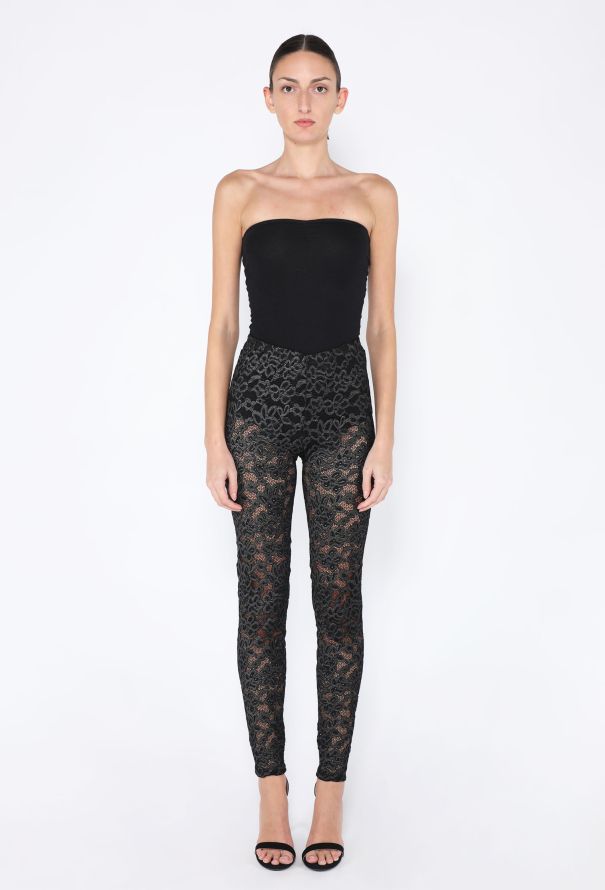 Louis Vuitton S/S 2023 Floral Lace Leggings - 3