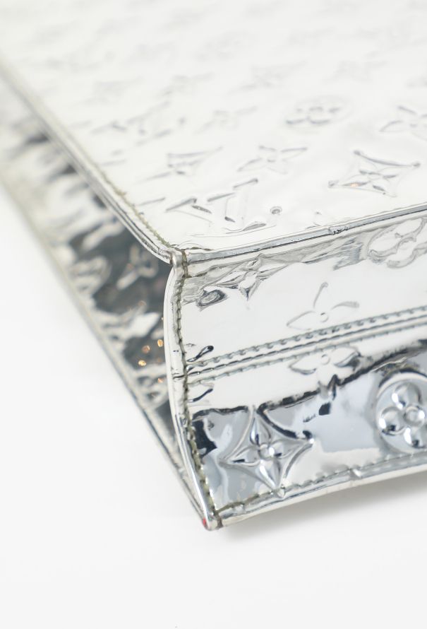 Louis Vuitton Fall 2006 Monogram Miroir Sac Plat Bag - 10