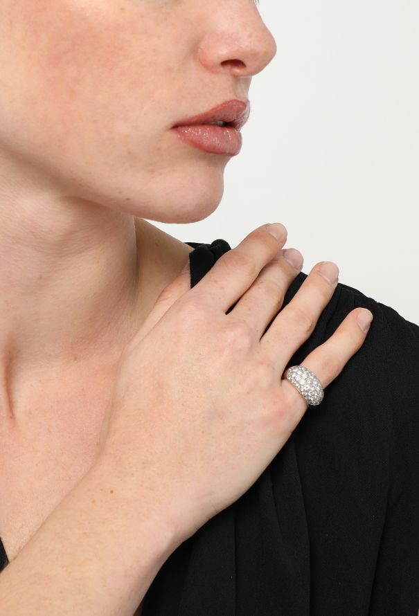 Vintage Fine Jewelry 18k Gold & 1.5 Carats Diamond Band Ring - 2 Vintage Fine Jewelry 18k Gold & 1.5 Carats Diamond Band Ring - 2