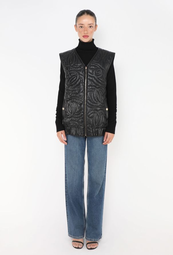 Chanel 2022 Reversible Lambskin 'CC' Vest - 8