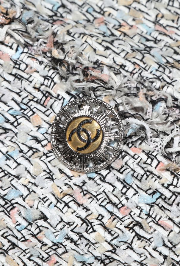 Chanel 2011 Lesage Tweed Blazer - 8