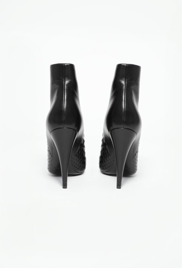 Saint Laurent 2019 Python Ankle Boots - 5 Saint Laurent 2019 Python Ankle Boots - 5