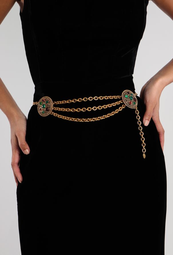 Chanel 1984 Filigree Gripoix Medallion Belt - 1