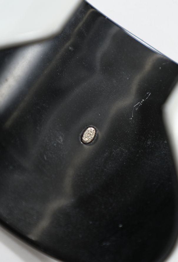 Chanel 2005 Resin 'CC' Cuff - 4