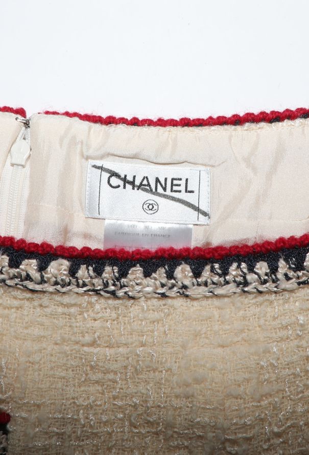 Chanel Pre-Fall 2006 Paris-New York Tweed Ensemble - 10