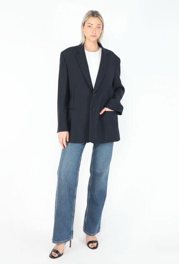 The Row Pre-Fall 2023 Cochise Open-Back Blazer - 4