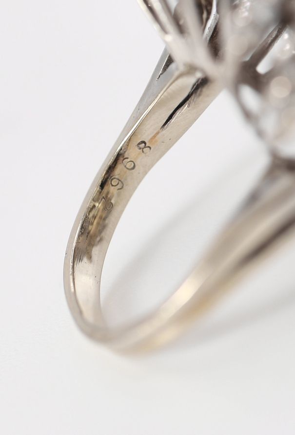 Vintage Fine Jewelry 14k White Gold & 1.9 Carats Diamond Ring - 6 Vintage Fine Jewelry 14k White Gold & 1.9 Carats Diamond Ring - 6