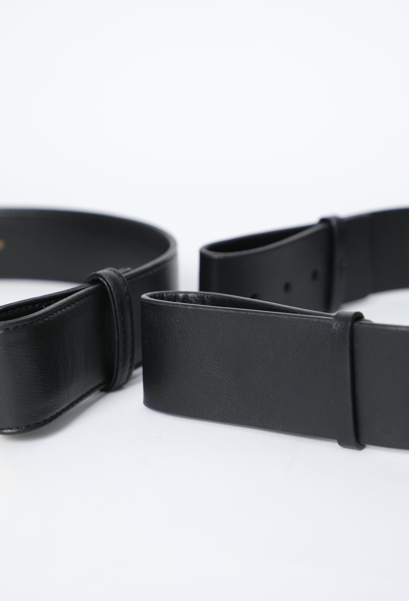 30 Montaigne Leather Belt - Dior | ReSee