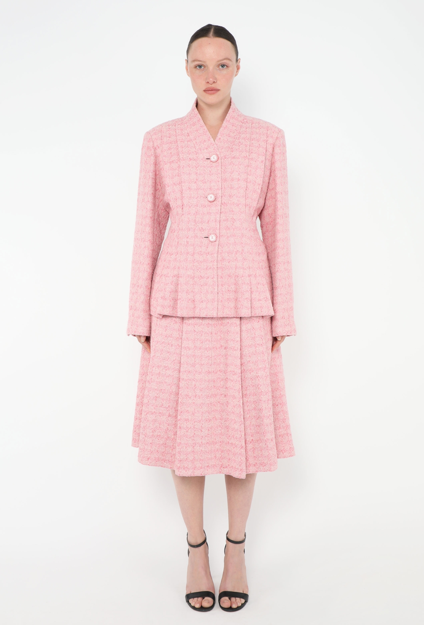 CHANEL02C レース フリル ジャケット　クルーズコレクションヴィンテージ Resort 2019 'La Pausa' Silk Tweed Ensemble - Chanel | ReSee