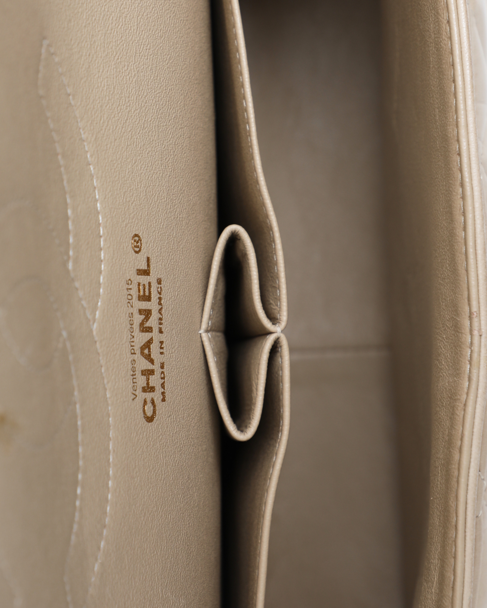 Beige Classic Timeless Jumbo Bag | Authentic & Vintage | ReSee