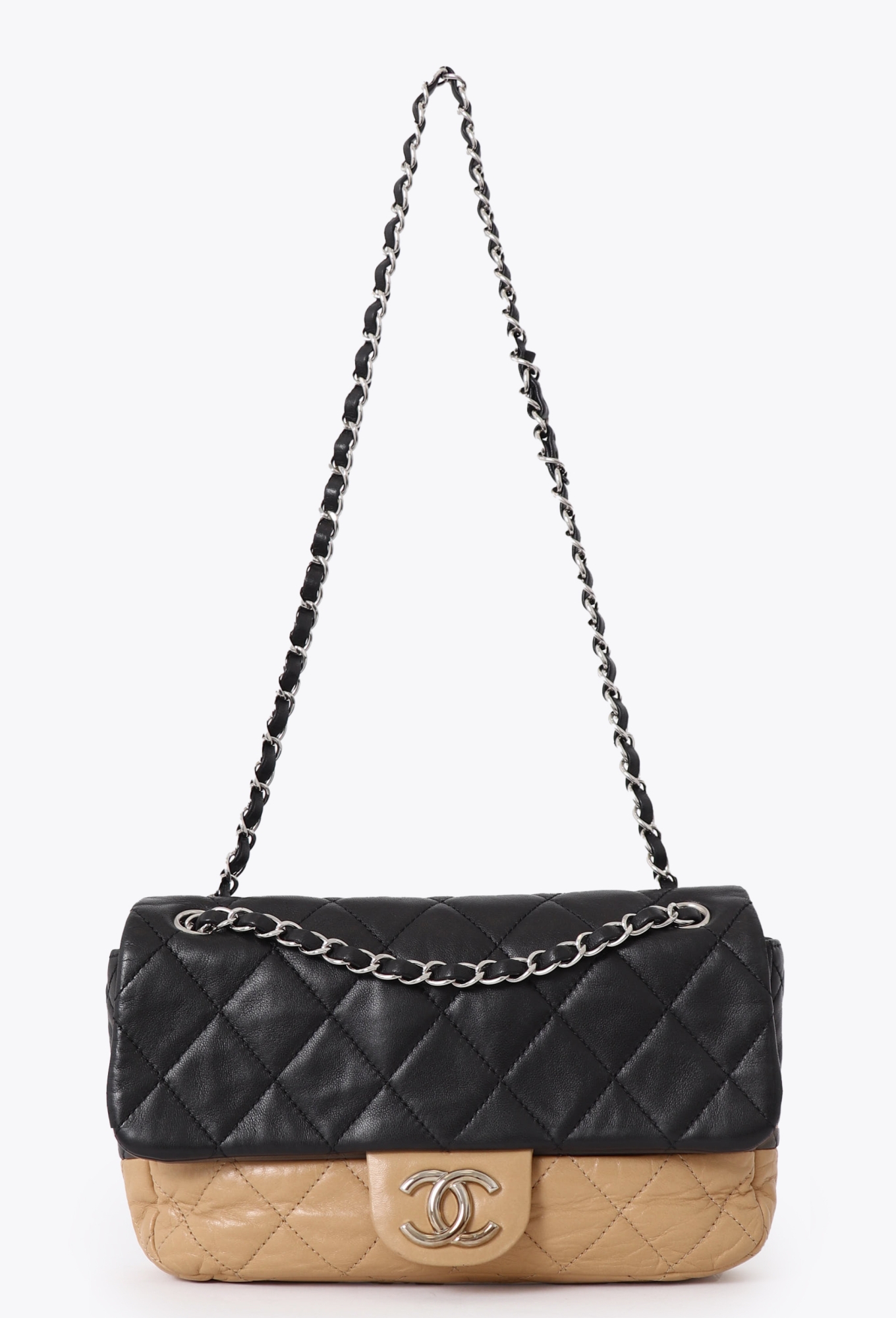 Bicolor Single Flap Bag - Chanel | Authentic & Vintage | ReSee