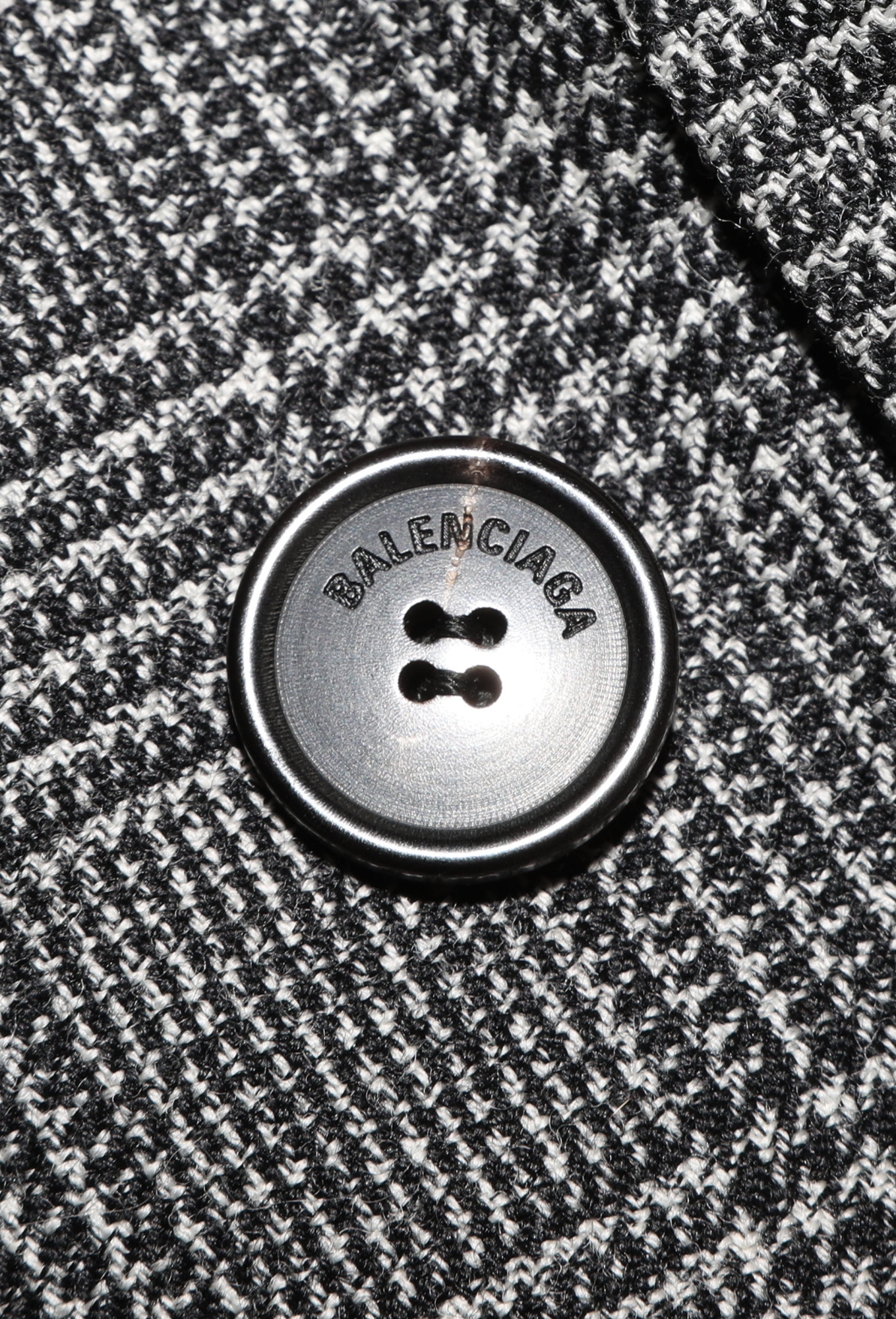 F/W 2018 Checkered Hourglass Blazer - Balenciaga | ReSee