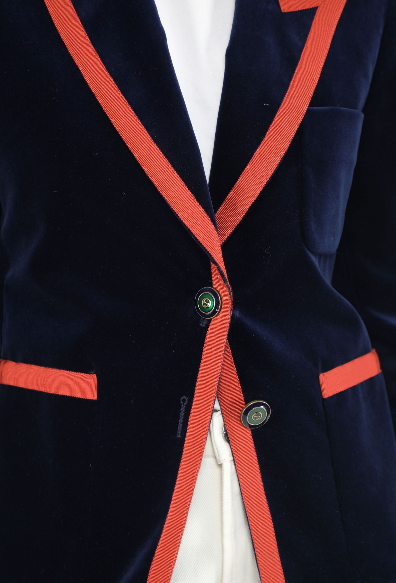 Pre-Fall 2017 Velvet Blazer - Gucci | ReSee