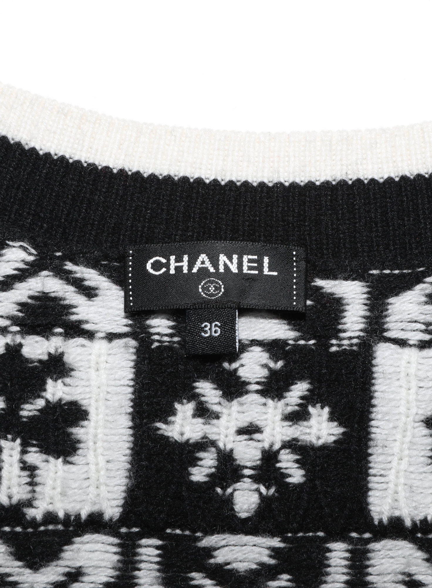 CHANEL ロゴ入り 長袖 vintage archive 2019 Graphic N°5 Cashmere Cardigan - Chanel | Authentic & Vintage