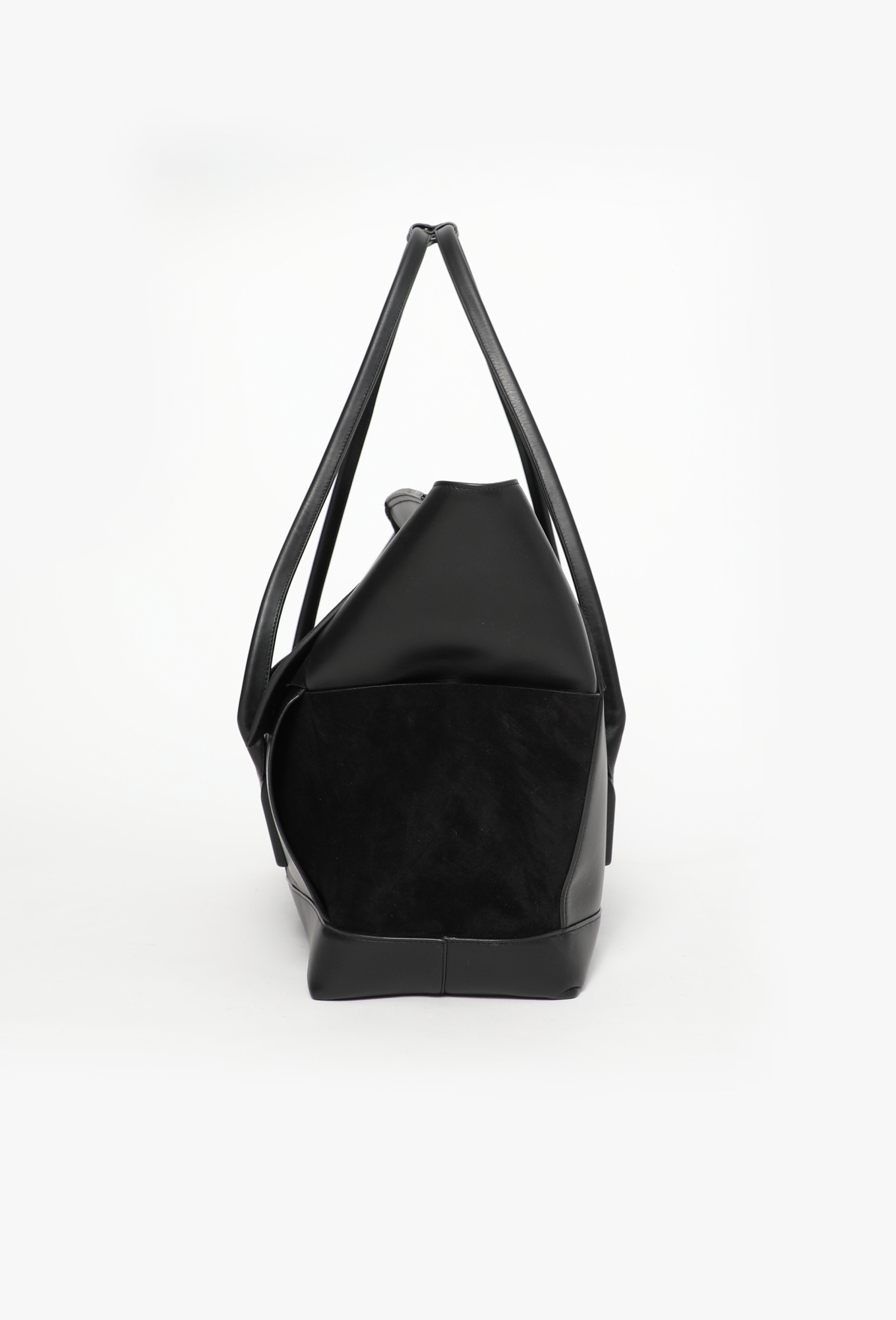 Maxi Arco Tote Bag – Black (Pre-Fall 2019) - Bottega Veneta | ReSee